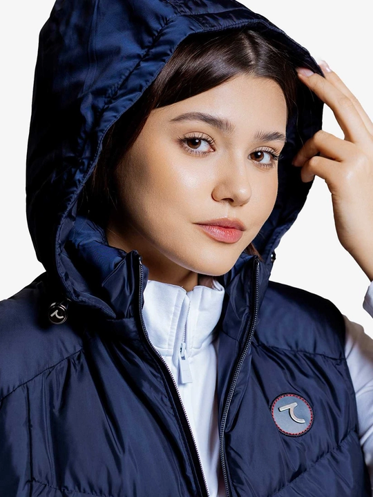 Ayollar nimchasi 7SABER Active Comfort kapushonli jiletka
