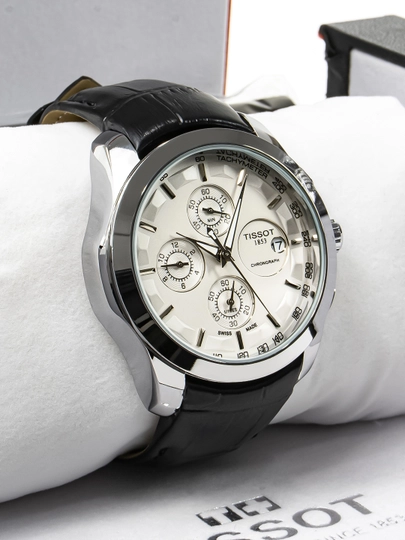 Мужские часы TISSOT Chronograph — стиль, мощь и точность в одном