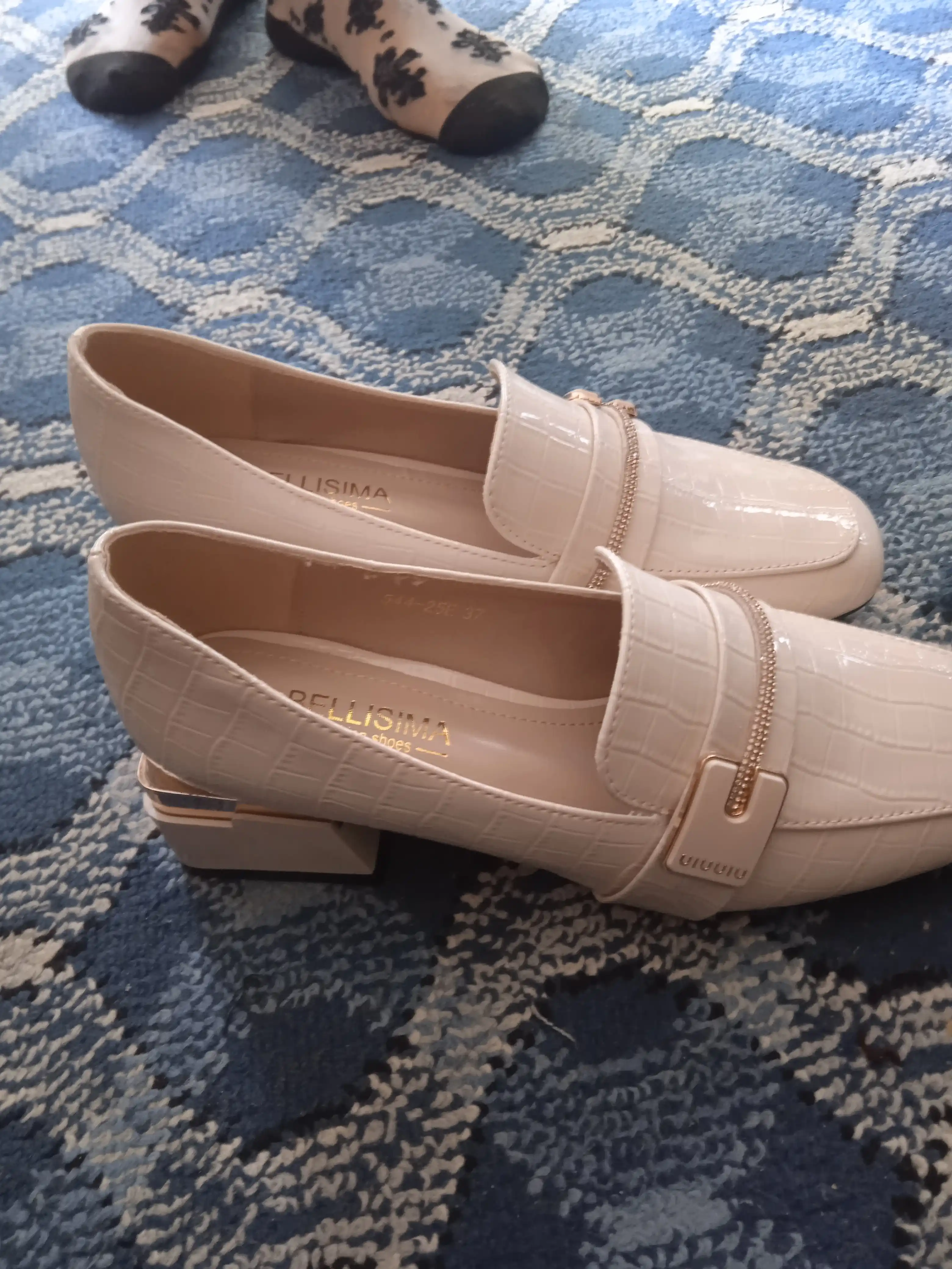 BELLISIMA 544-25E' keng poshnali ayollar loaferi, 3 rang, 36–40