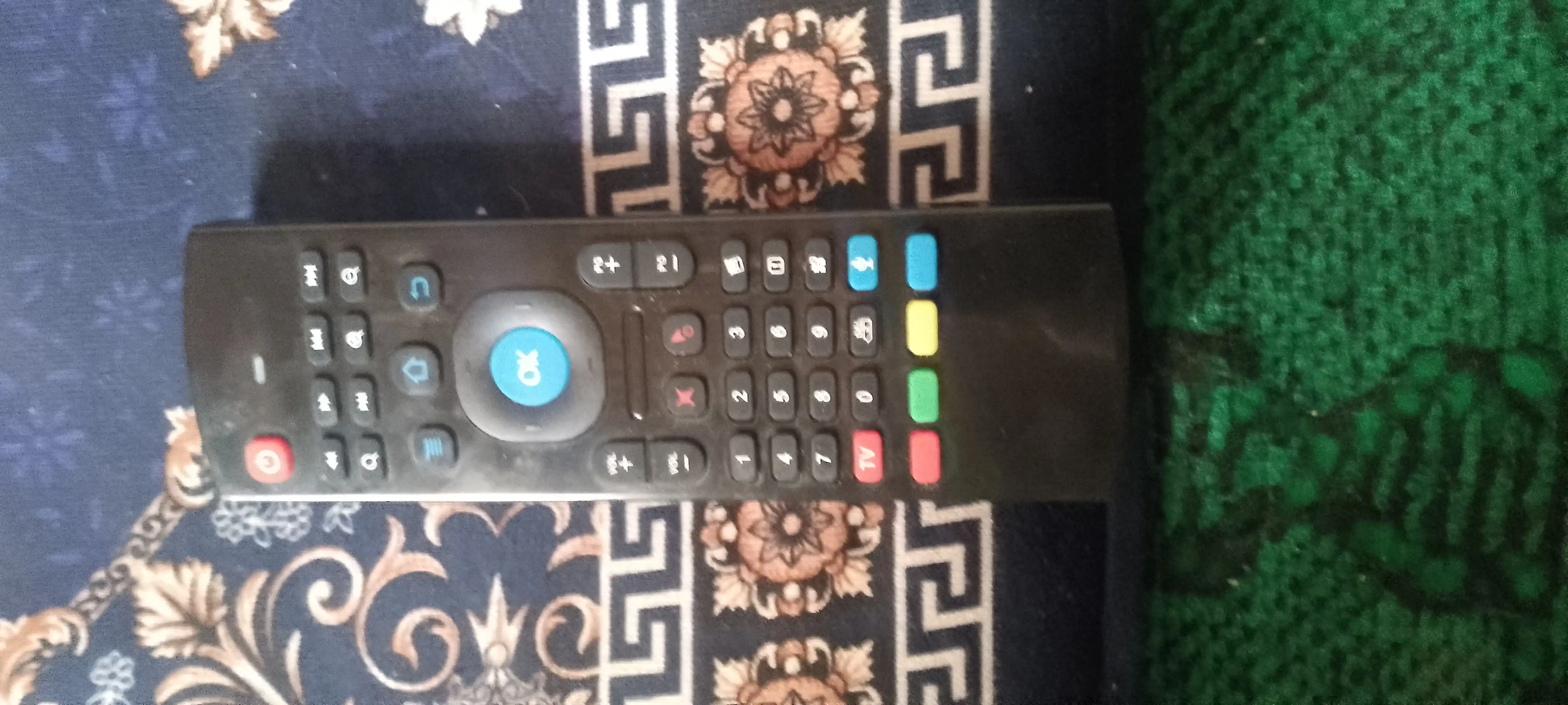 Masofadan boshqarish pulti MX3,M8,C120 2.4G Mini