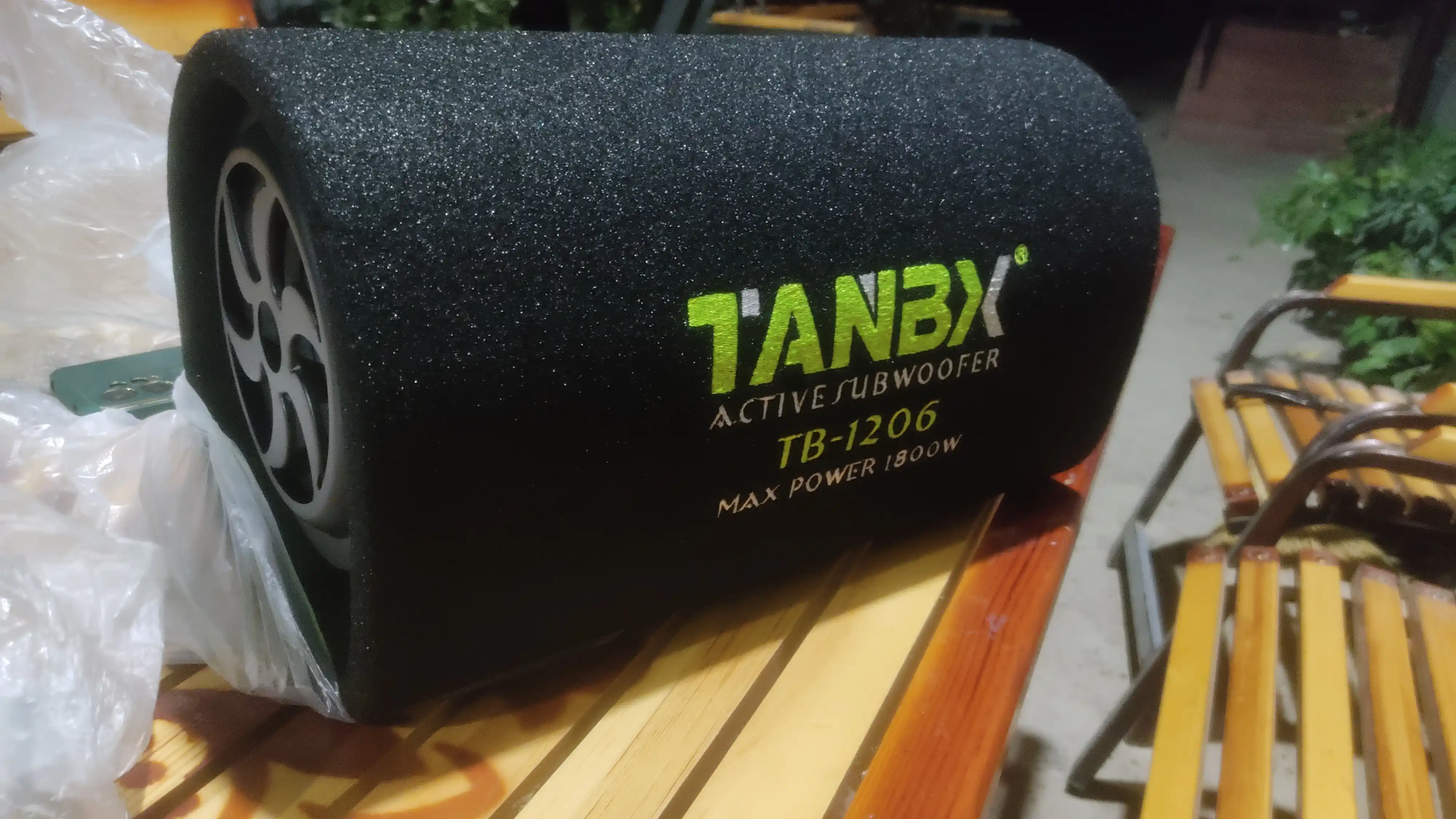 Сабвуфер со встроенным усилителем TANBX 1800,2000, 2200, 2500 Вт TB-1206, 1208, 1210, 1212