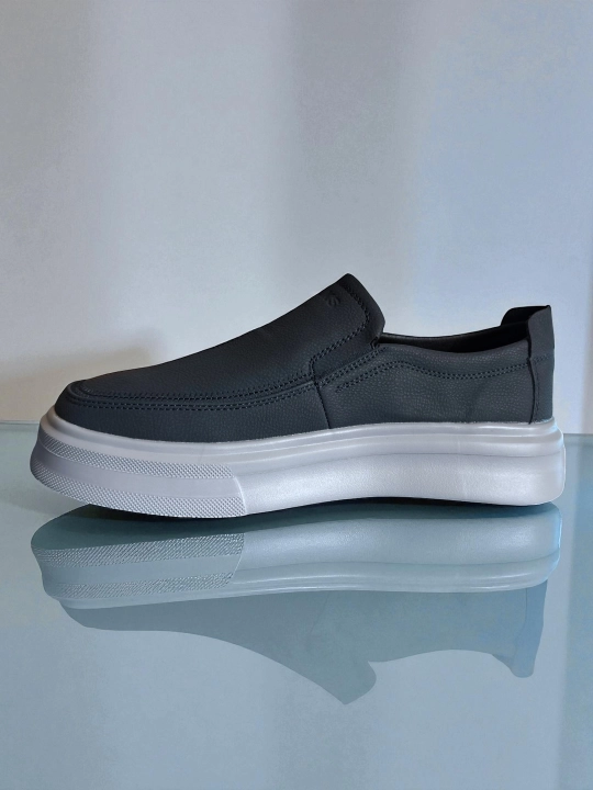 Erkaklar va ayollar uchun sliponlar, eko material, 39-43