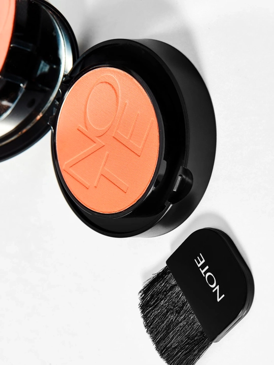 NOTE Luminous Silk Compact Blusher rumyana 02 Pink