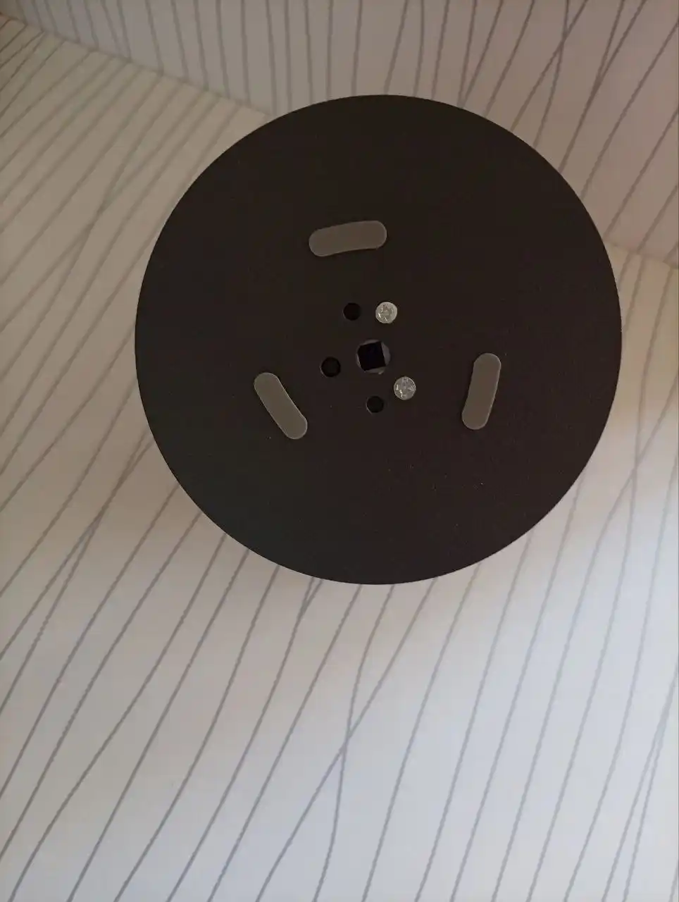 Telefon va planshetlar uchun metall tutqich, 360 darajaga aylanadi, taglik