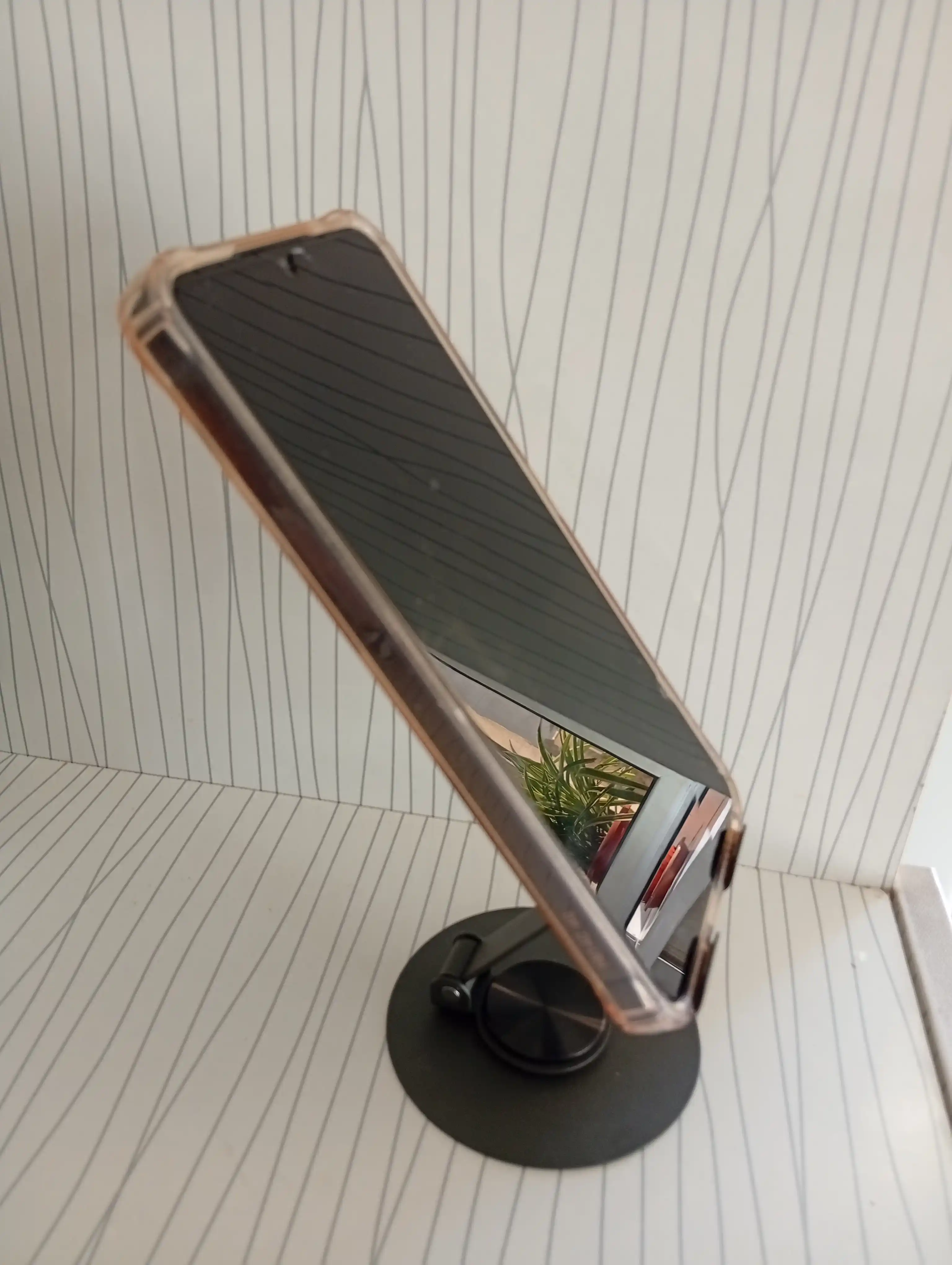 Telefon va planshetlar uchun metall tutqich, 360 darajaga aylanadi, taglik