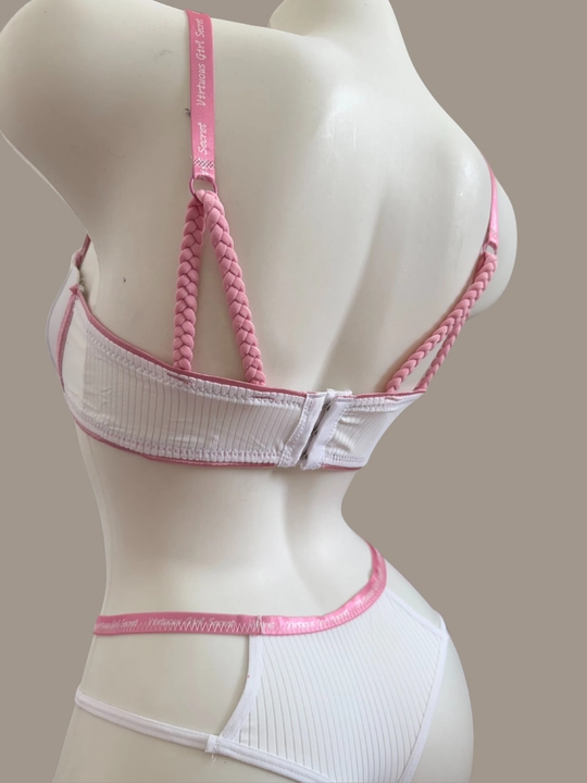Chig‘anoqli chashka va push-up bilan ayollar ichki kiyimlari to‘plami