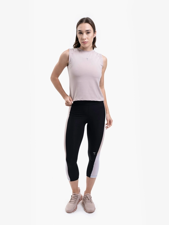 Спортивный комплект 7SABER: майка и укороченные леггинсы (капри) - 