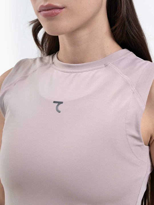 Ayollar sport to'plami 7SABER: mayka va kaltalashgan legginslar (kapri)