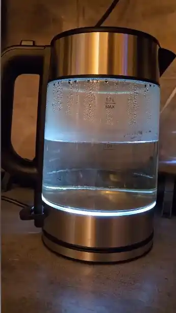 Elektr choynak, HOFMANN 1 va 1.7 litr, choy qaynatish, uy uchun
