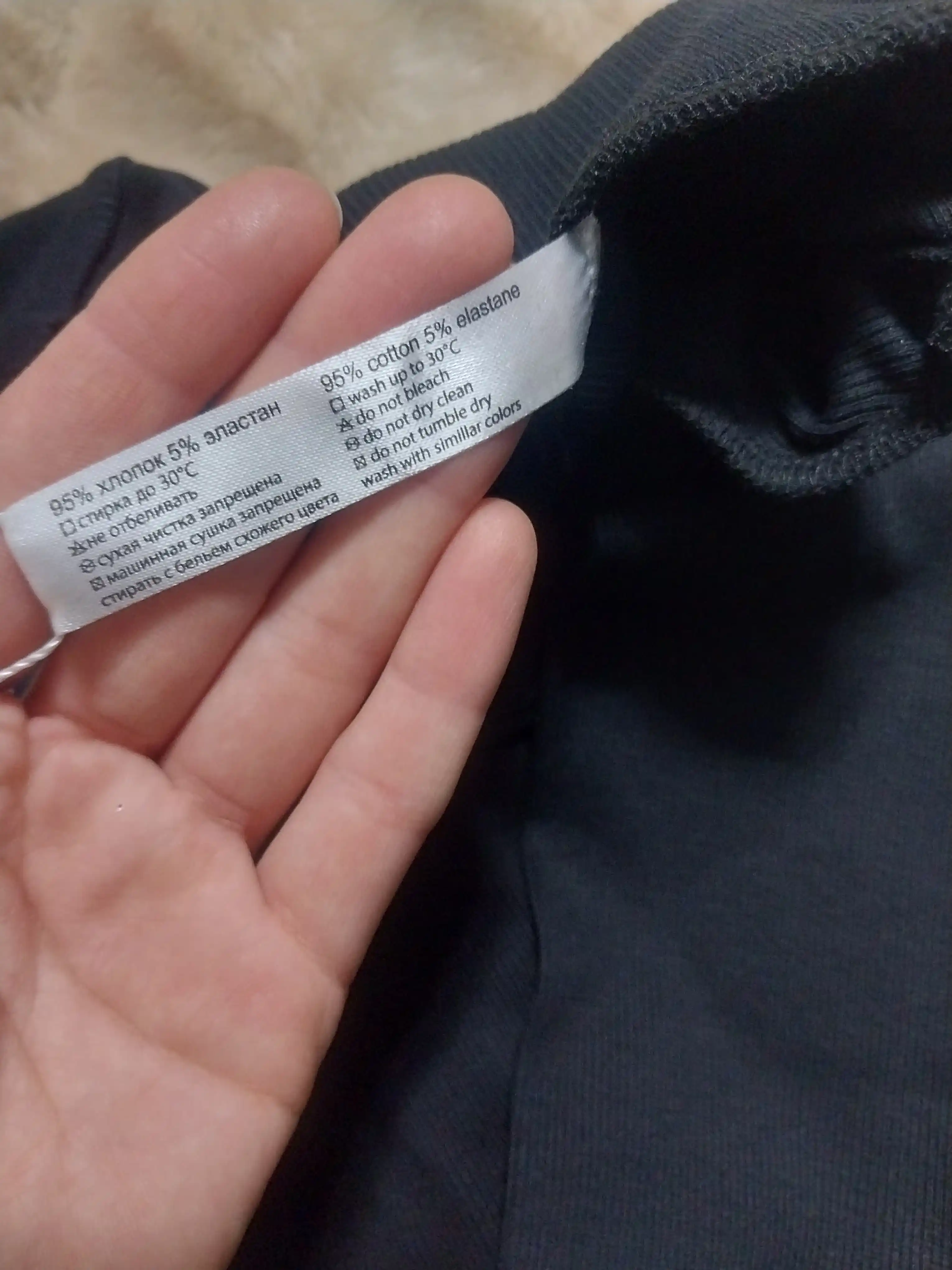 Ayollar uchun asosiy zich tikimdagi vodolazka, oddiy rangda, printsiz, mavsumiy