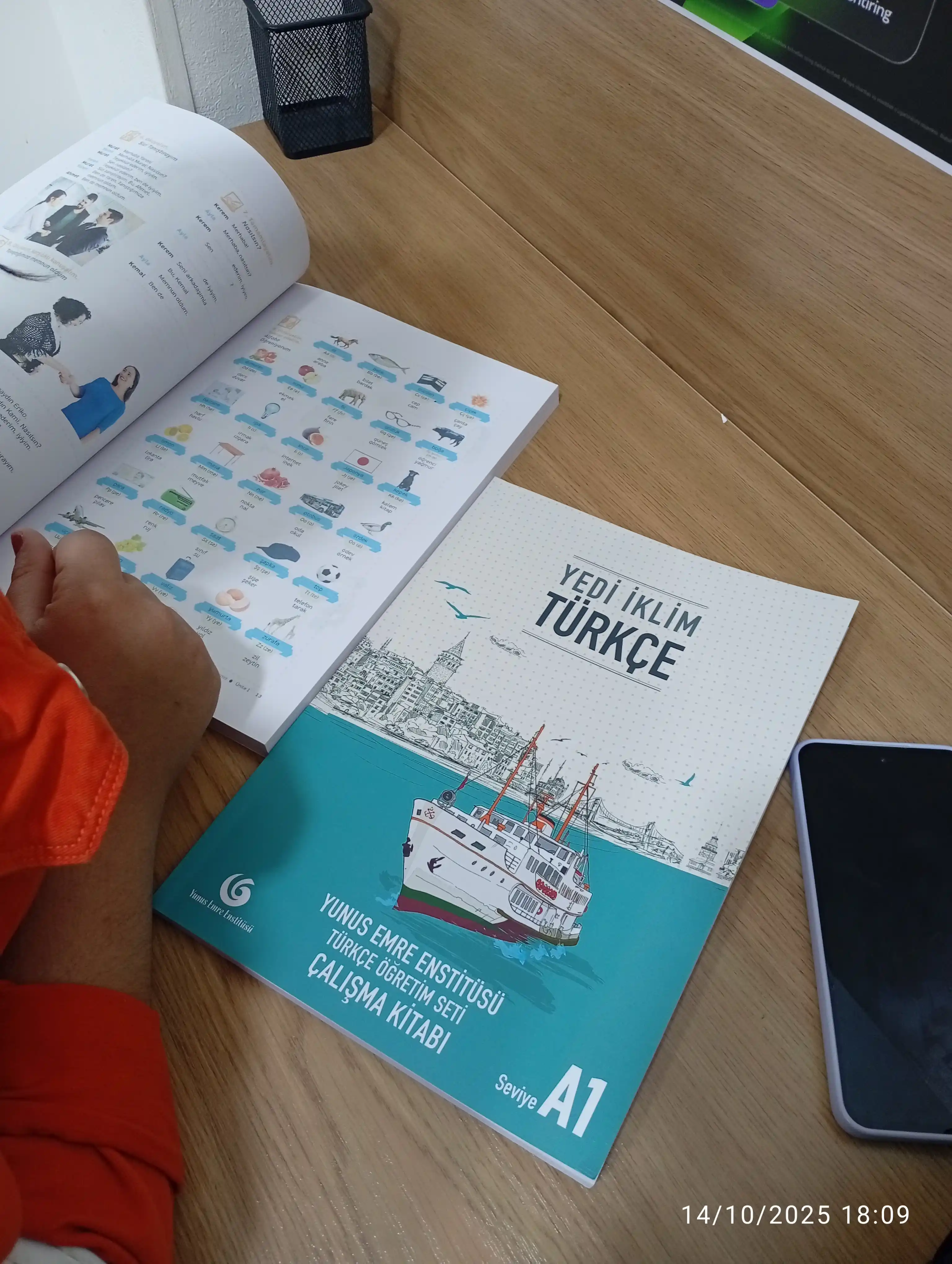 Yedi Iklim Turkce. A1,A2,B1,B2,C1. Учебник и рабочие тетради по турецкому языку, A4
