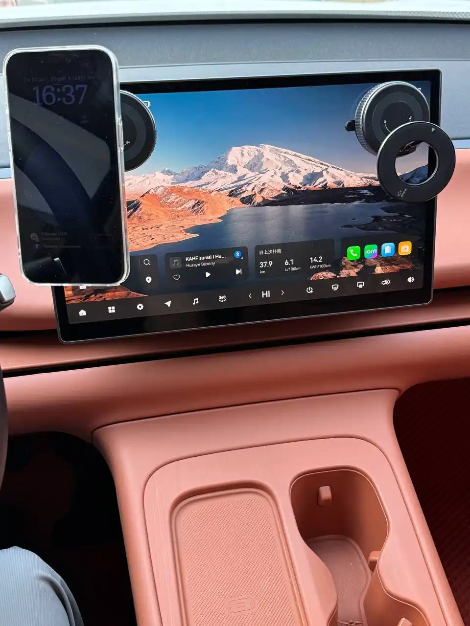 Avtomobil uchun magnit vakuumli telefon ushlagichi Magsafe bilan, 360 darajali, prisoskali