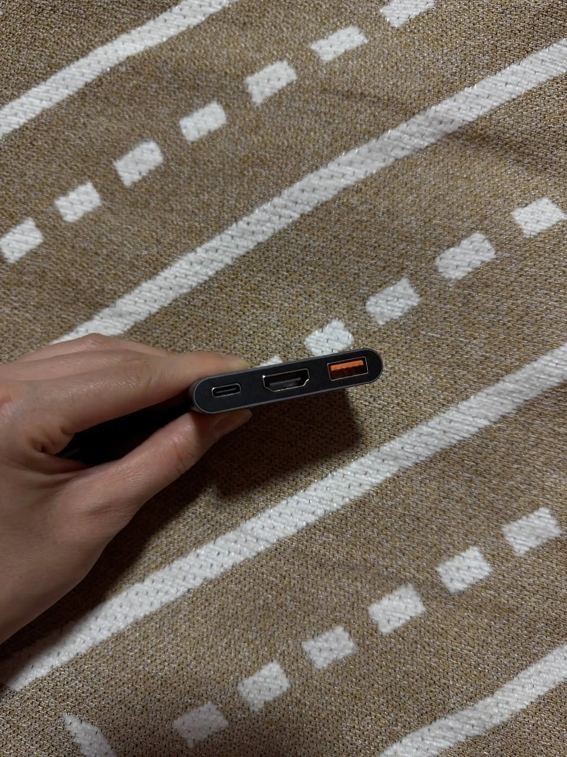 USB hub adapter CANYON DS-3 va DS-4, 3 port, USB-Type C, HDMI