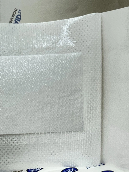 Plastir-bog'lovchi, 10 × 20 sm, matoli, havo o‘tkazuvchi