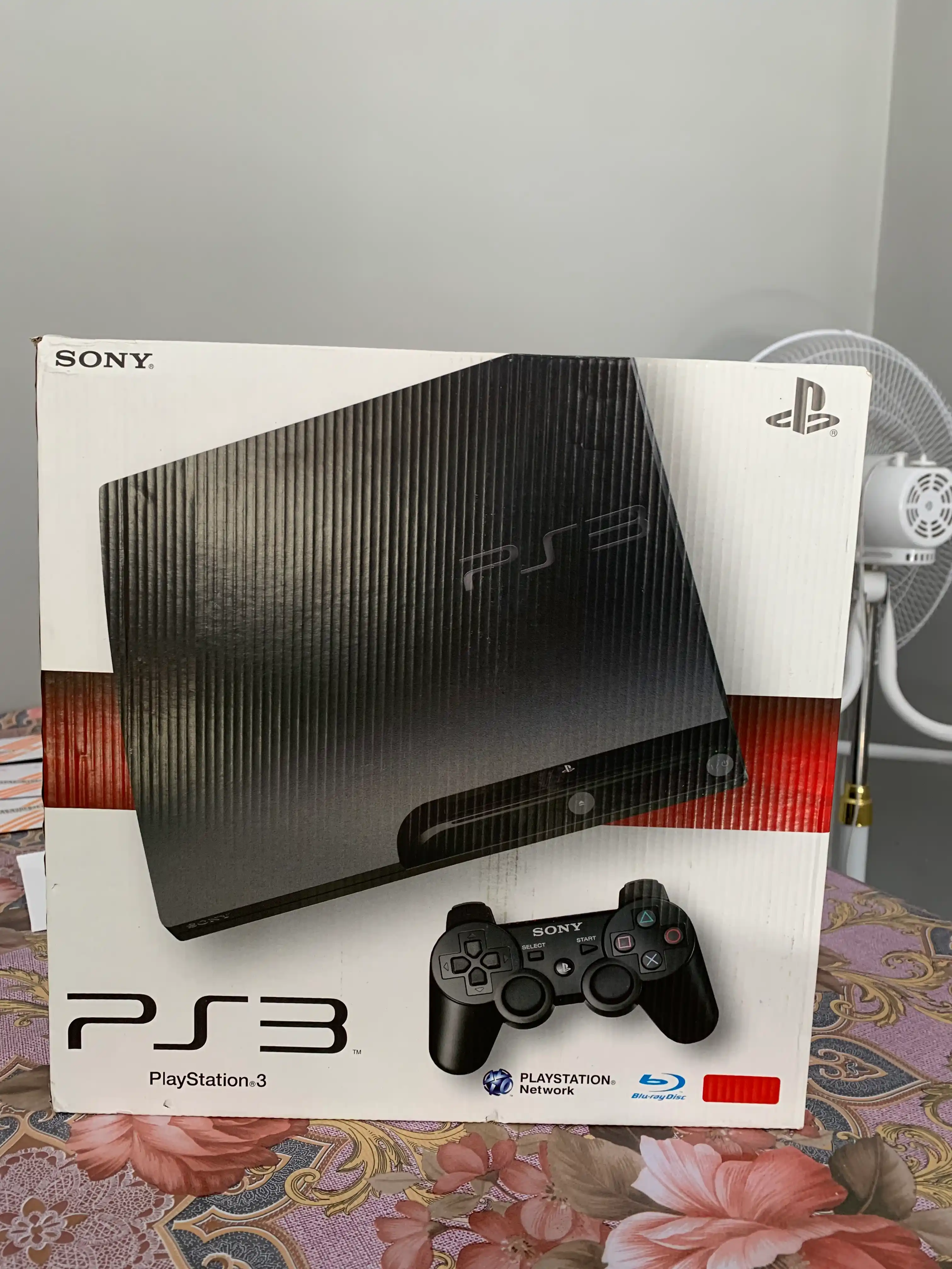Sony Playstation 3 Supir Slim PS3 o‘yin konsoli, 4 ta o‘yin, joystiklar bilan