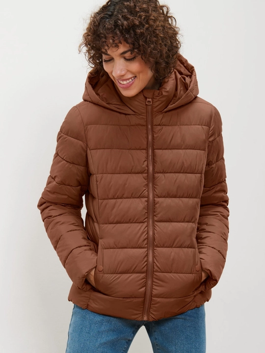 Qavilgan kurtka, S 42-44, M 46-48, L 52 -54, XL 56-58, ayollar kiyimi - 