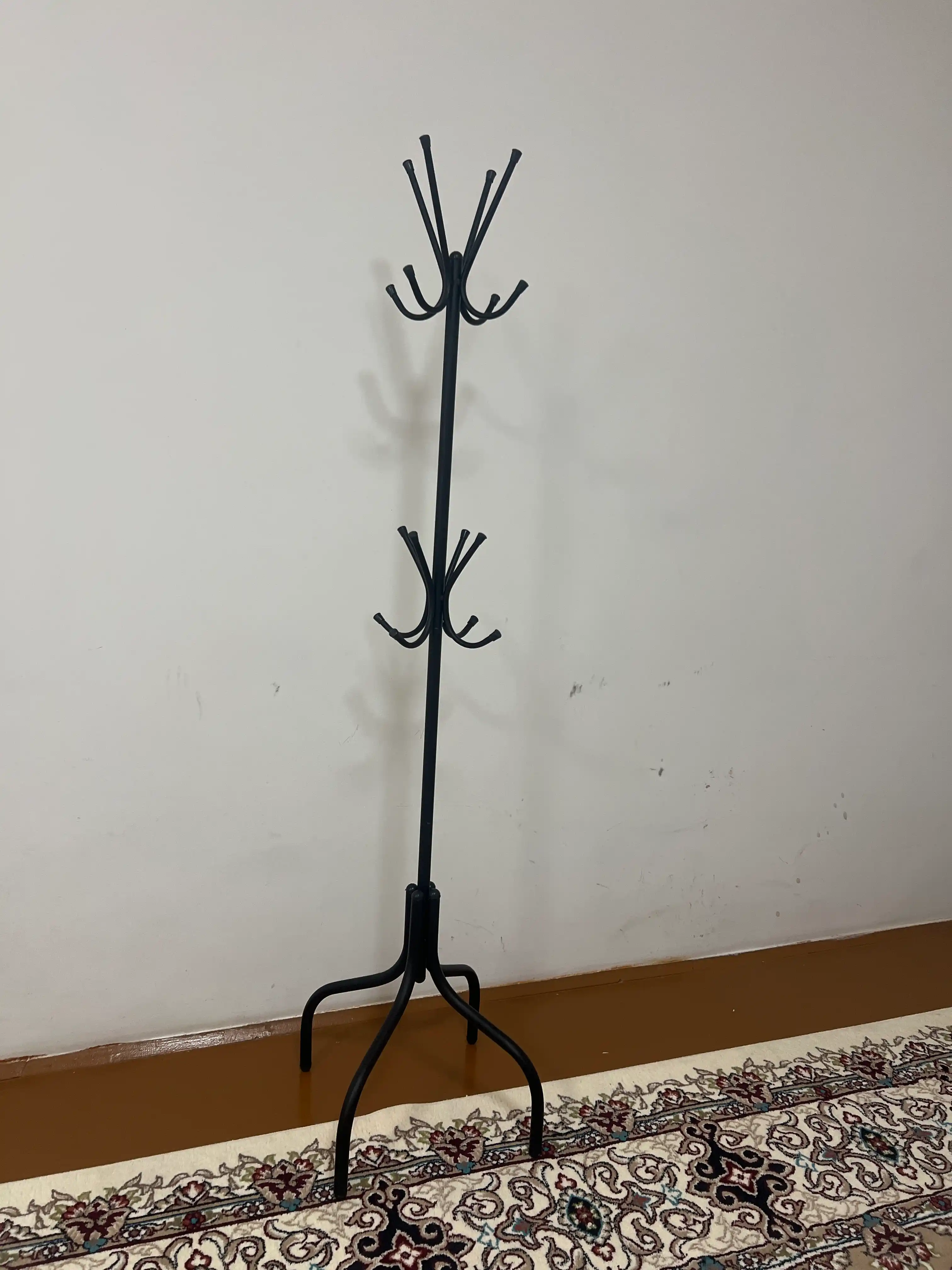 Kiyim ilgich AIKO Gru, metall, yuklama 50 kg gacha, veshalka