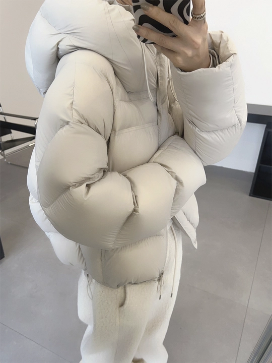 Kurtkalar ayollar uchun, oversize, qalin kapishoni bilan still koreyskiy kuz va qish uchun