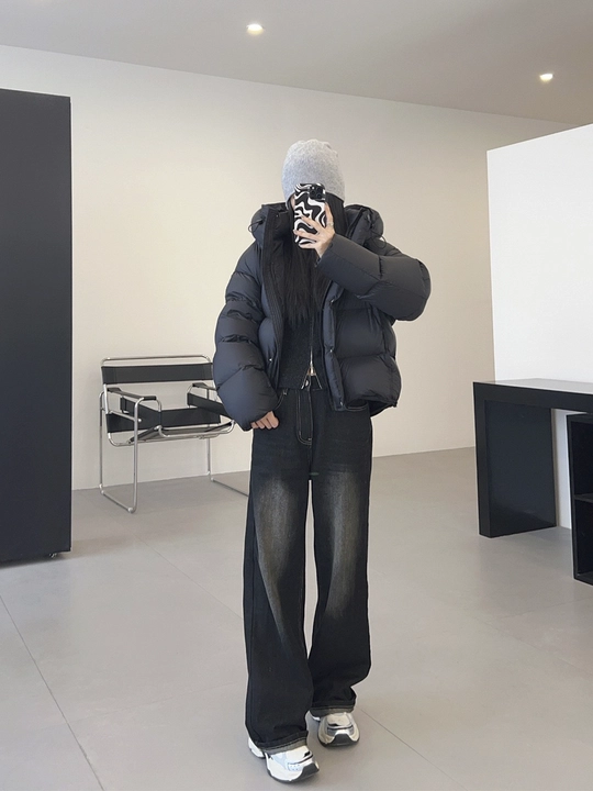 Kurtkalar ayollar uchun, oversize, qalin kapishoni bilan still koreyskiy kuz va qish uchun