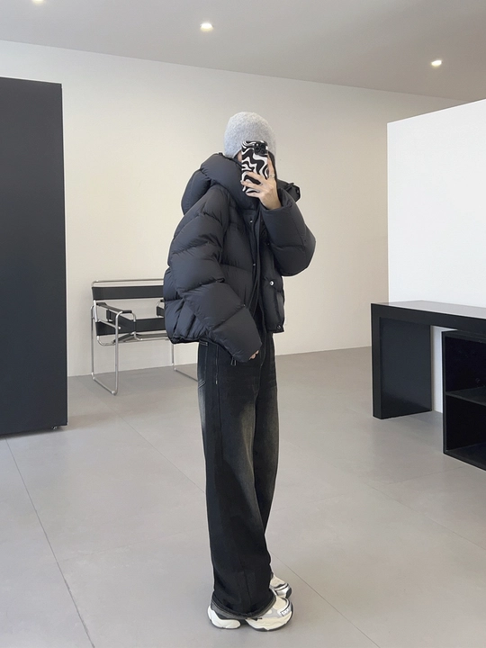 Kurtkalar ayollar uchun, oversize, qalin kapishoni bilan still koreyskiy kuz va qish uchun
