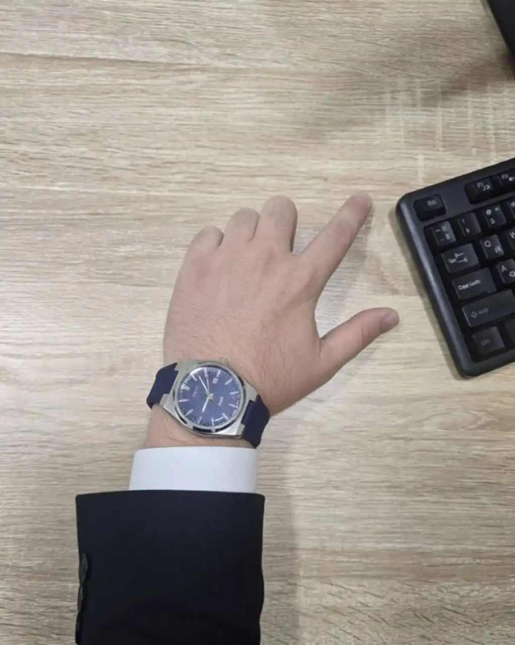 Наручные часы мужские Tissot, с силиконовым ремешком, в подарочной упаковке