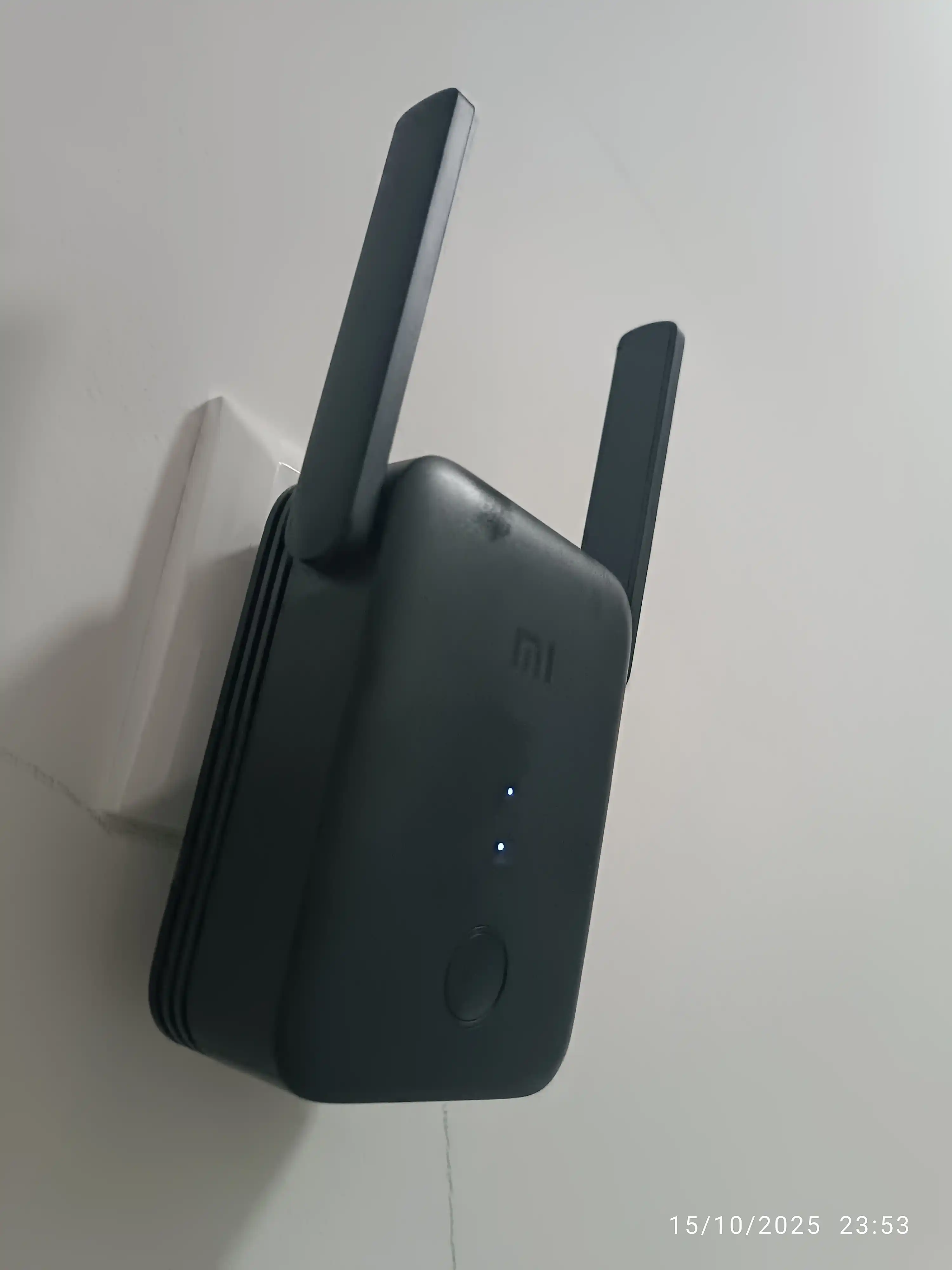 Simsiz Wi - Fi signal kuchaytirgichi "Xiaomi Mi WiFi Range Extender AC1200", repiter
