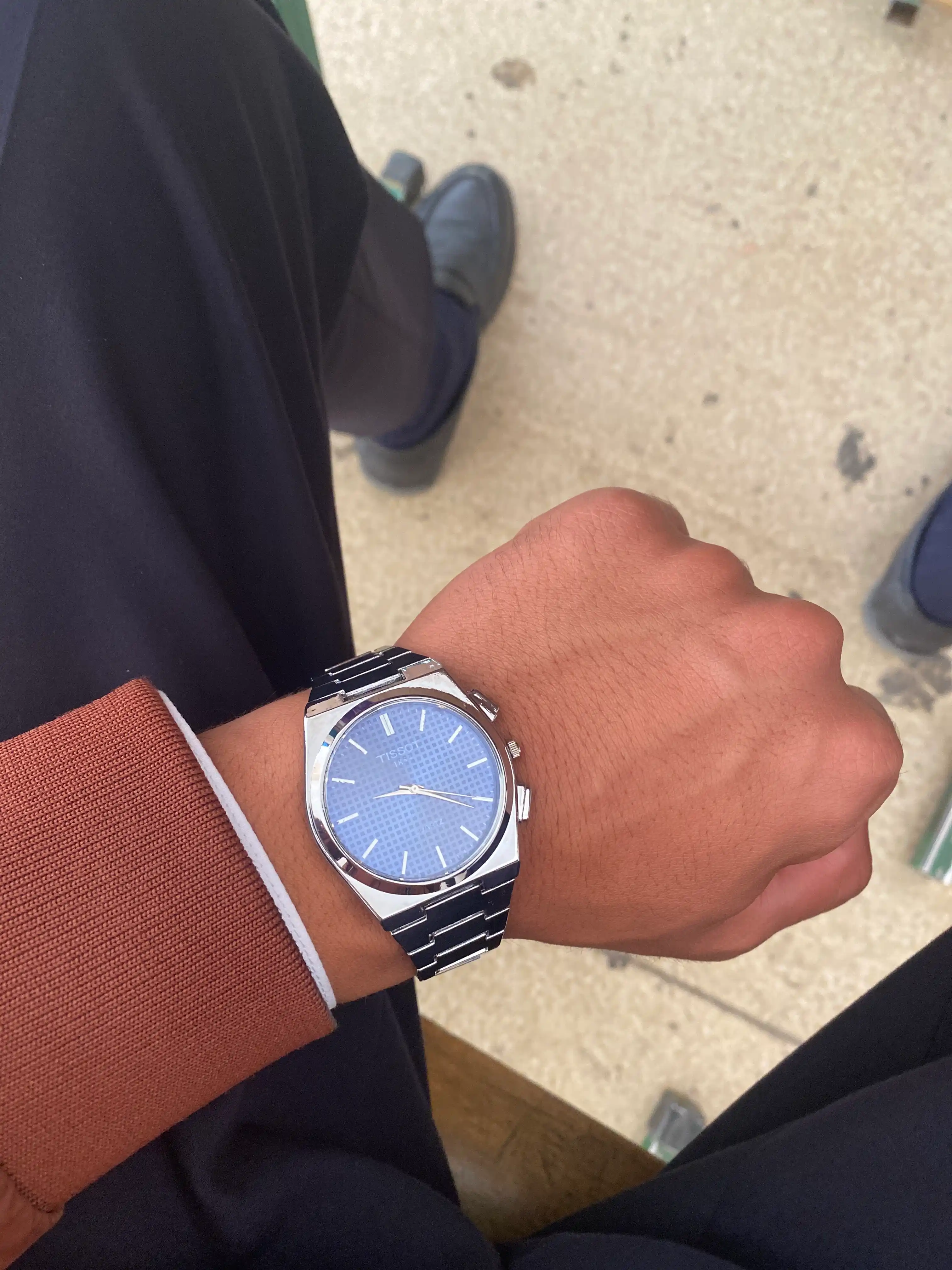 Tissot PRX erkaklar qo‘l soati