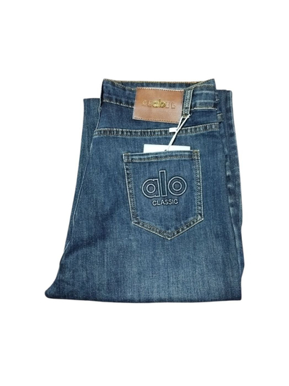 Toy va bazmlarda rus qizlari korindi Porno filmda gozal ayol dumbalari