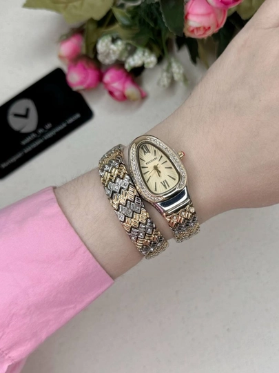 Женские часы Bvlgari в форме змеи