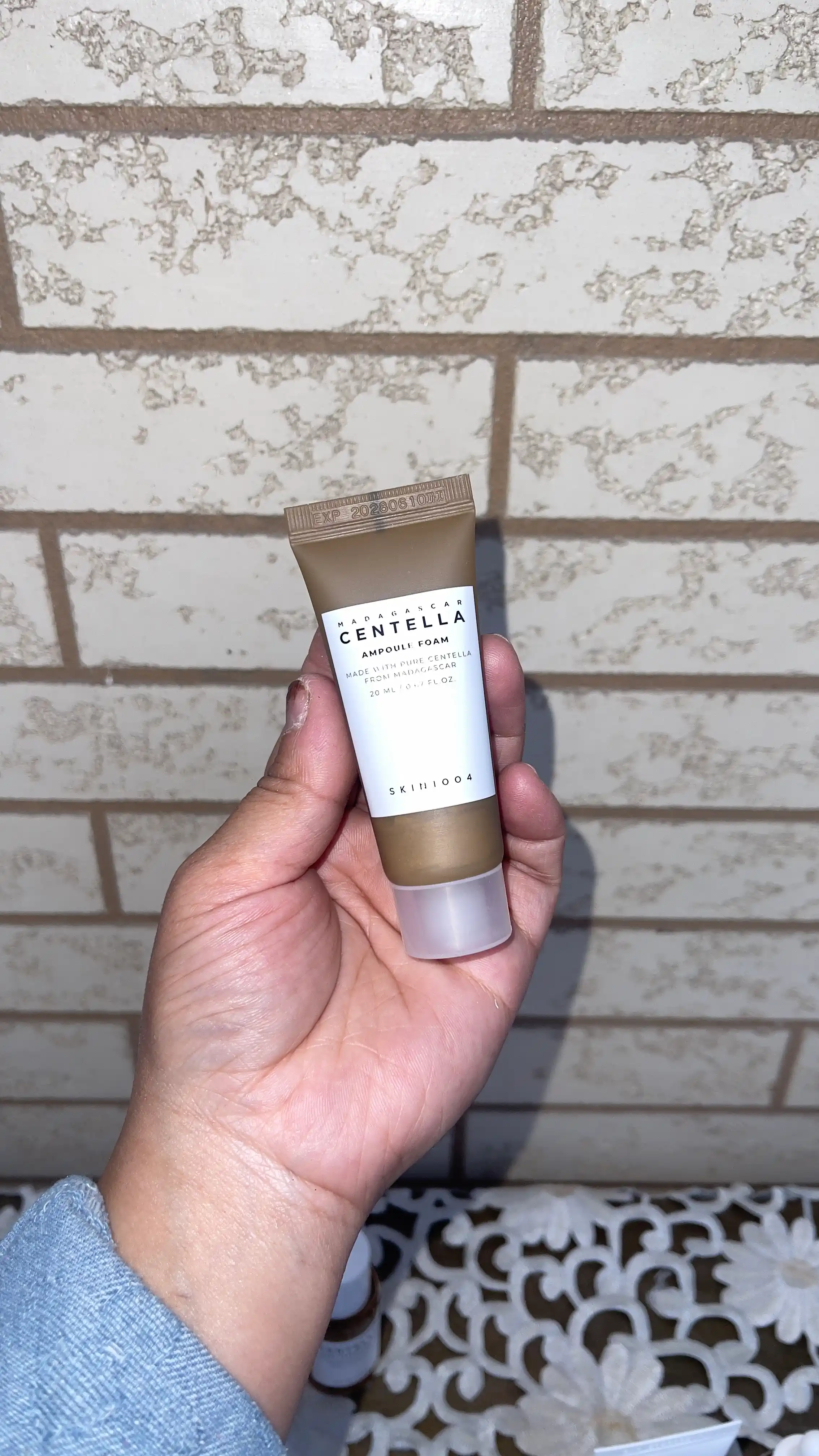 Terini parvarish qilish to'plami Skin 1004 Madagascar Centella Travel Kit, mini set