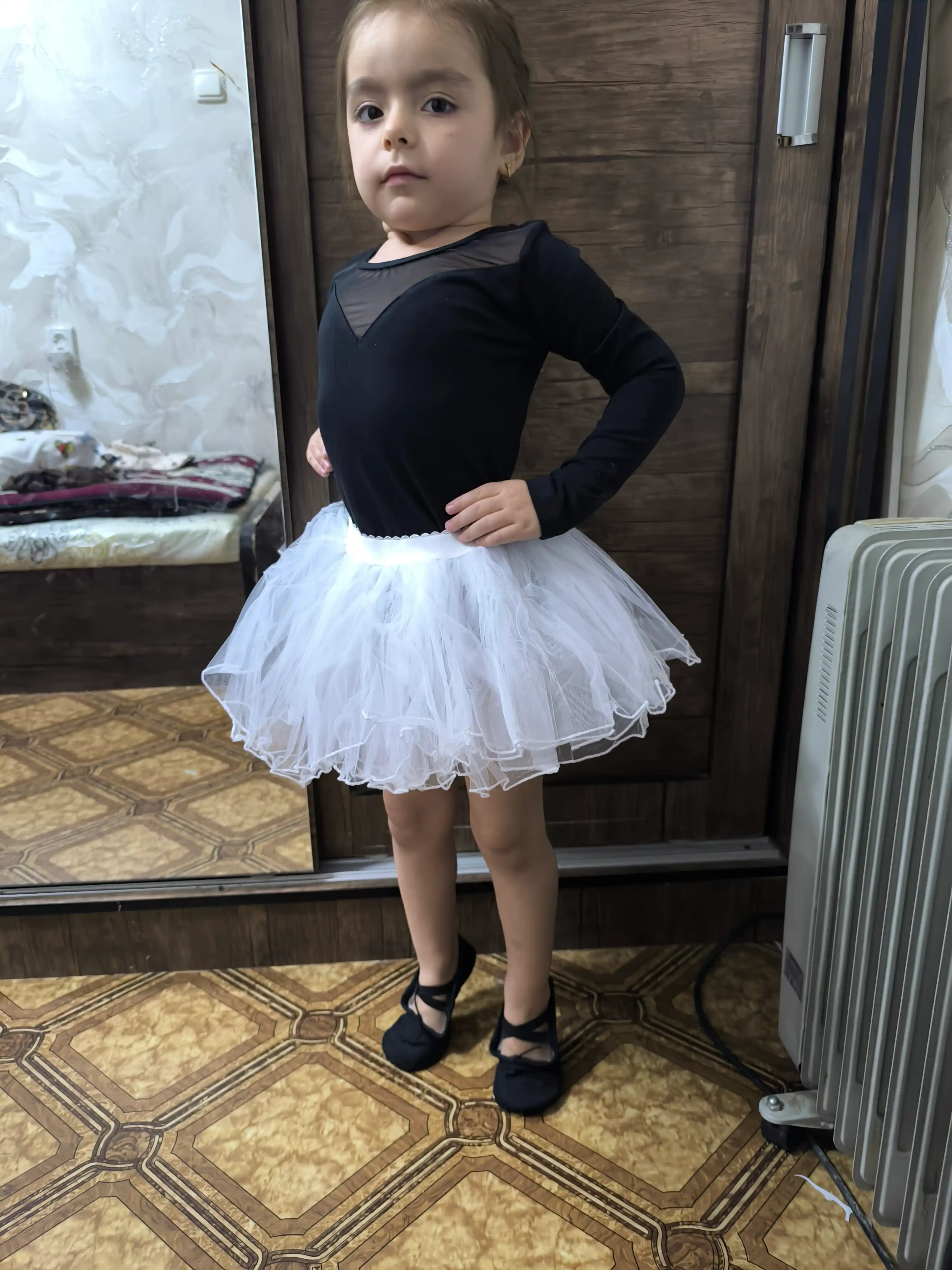 Gimnastika, raqs va balet uchun trikotaj forma, uzun va kalta yengli