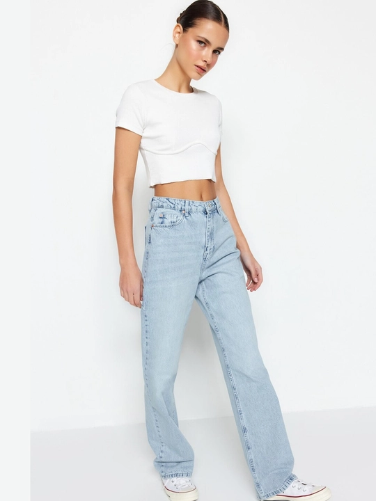Женские широкие джинсы «Classic Wide Jeans» — высокая талия, комфортный деним - 