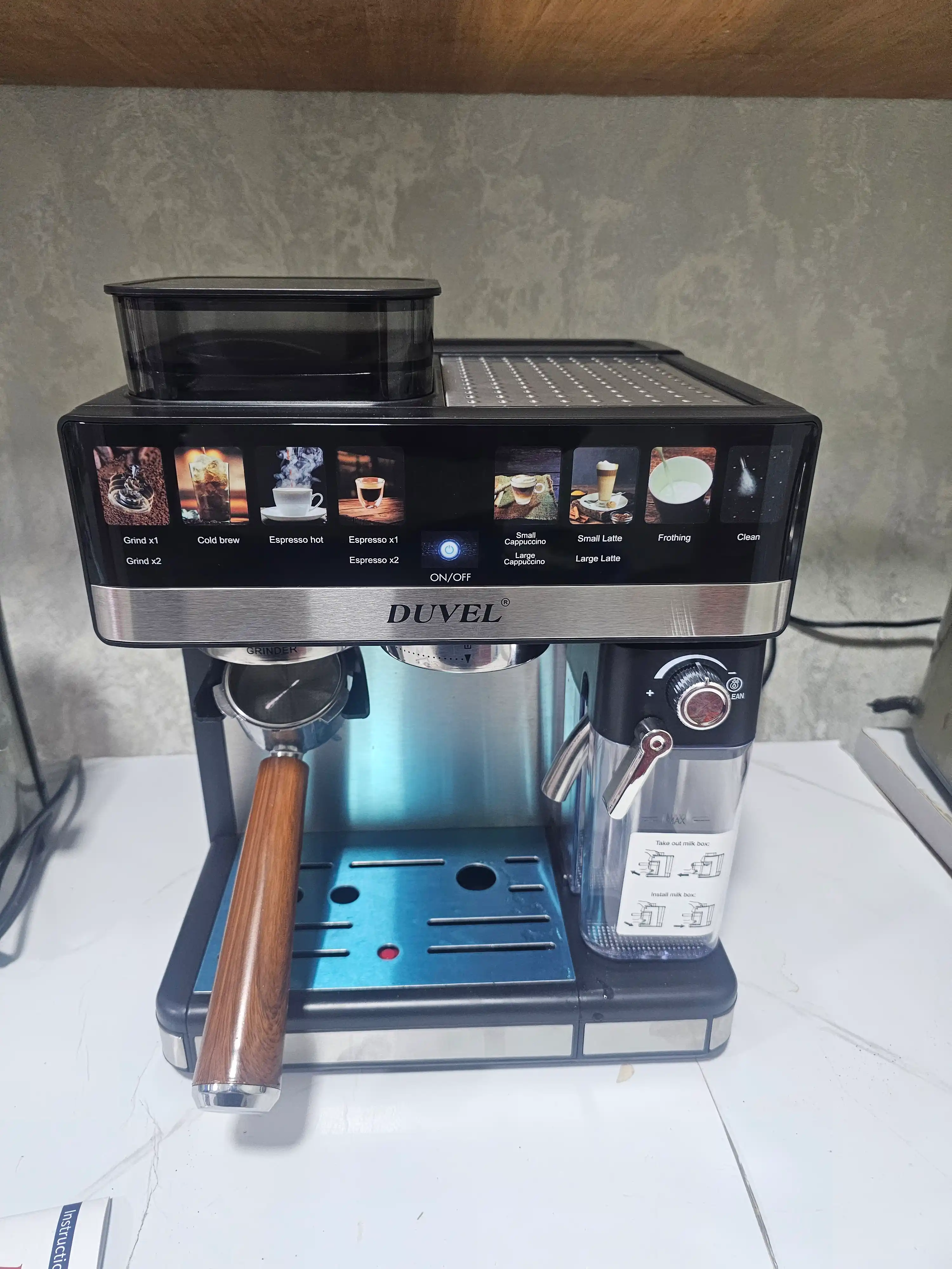 Kofe mashina va Automat kapuchinatori bilan professional espresso kafe restoranlar uchun