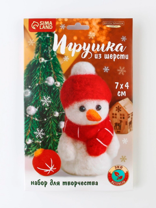Rojdestvo to'pi bilan "kardan odam" junidan o'yinchoq