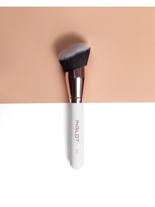 Кисть INGLOT для нанесения продуктов для лица, синтетический ворс MAKEUP BRUSH 201