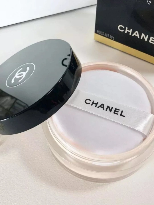 Chanel Loose powder Рассыпчатая пудра для всех типов кожи, 30 г