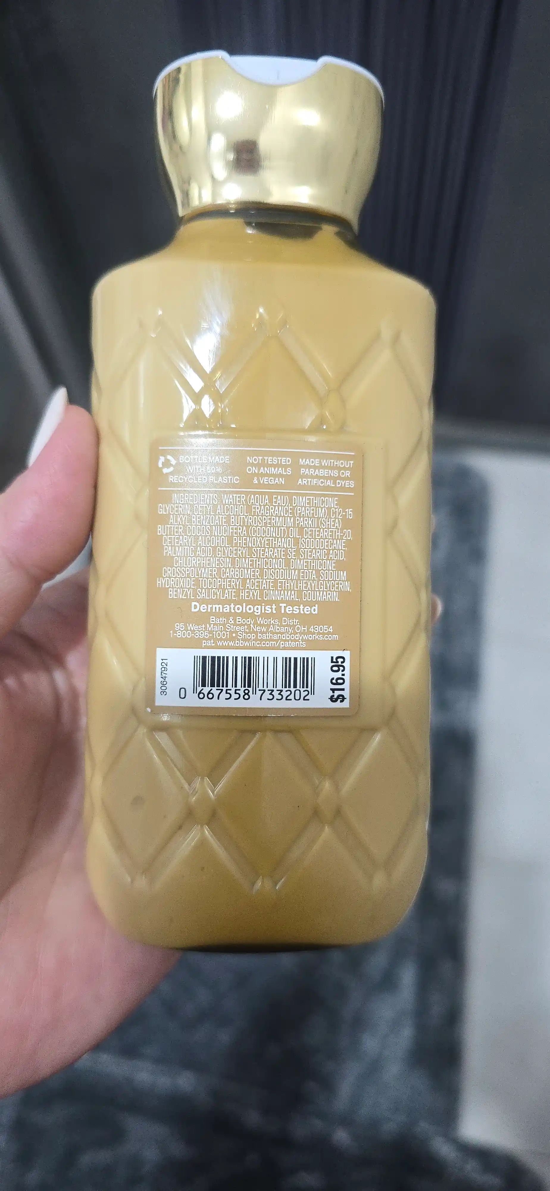 BATH AND BODY WORKS Парфюмepный увлажняющий лосьон для тела, 236 мл