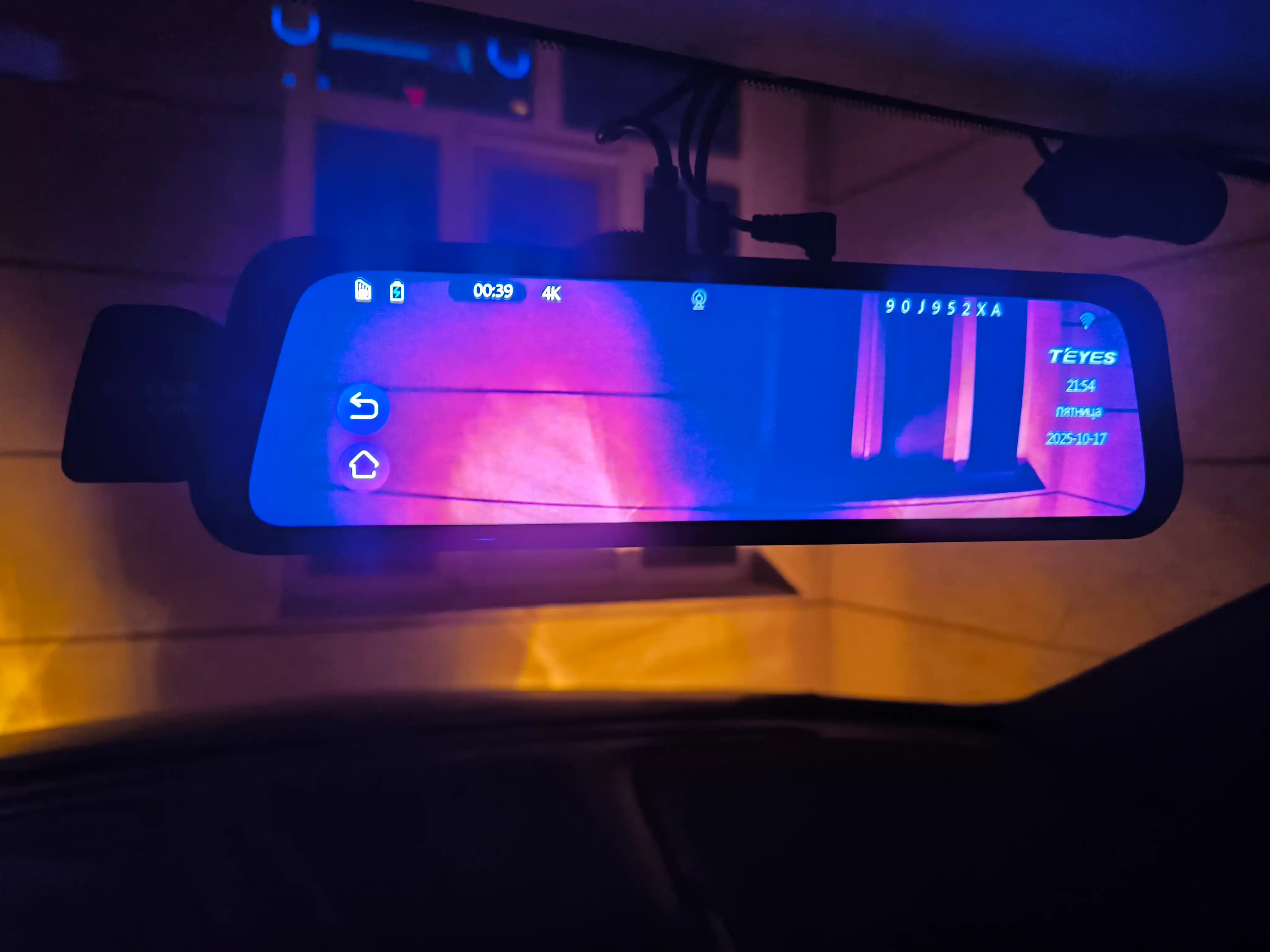 Видеорегистратор Teyes Q8, 2K, с Wi-Fi, с тремя камерами