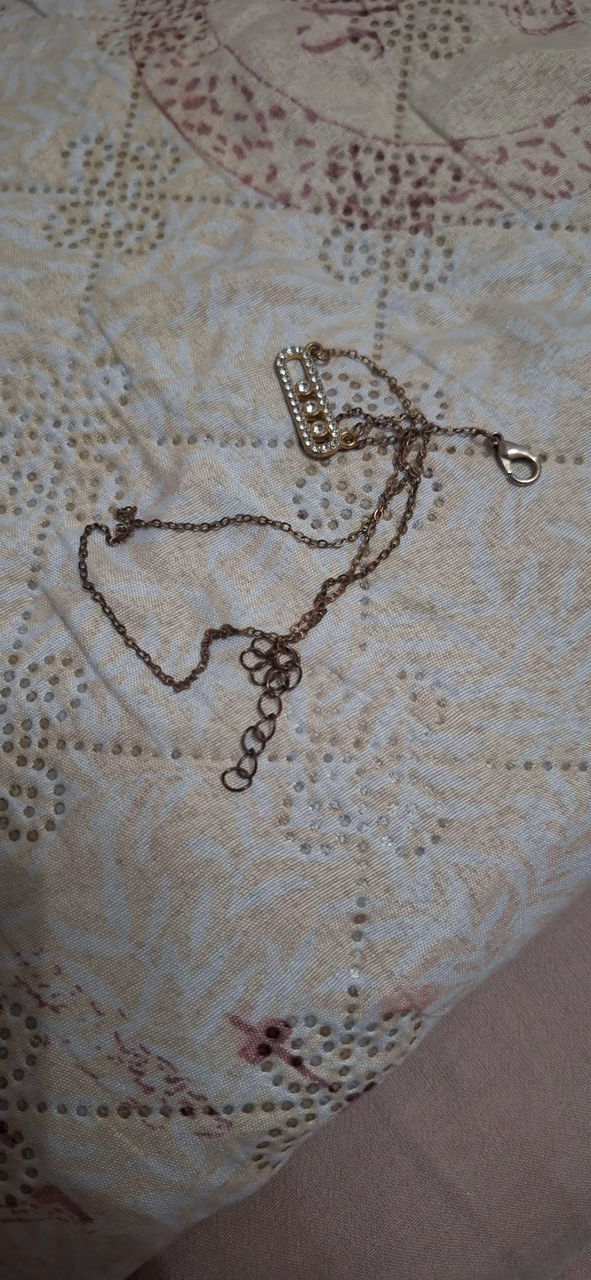 Zargarlik buyumlari to'plami, zanjir, marjon, bilaguzuk, messika, YSL