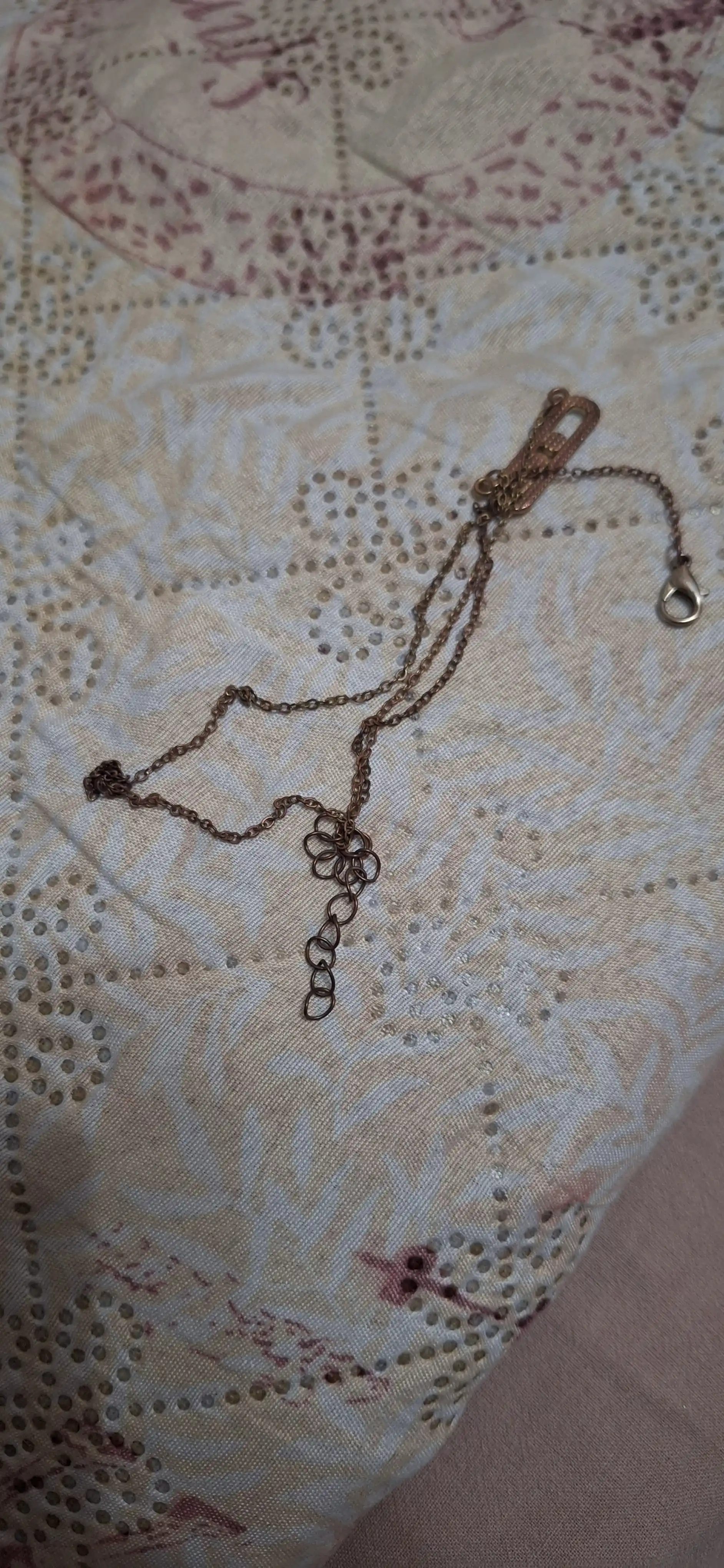 Zargarlik buyumlari to'plami, zanjir, marjon, bilaguzuk, messika, YSL