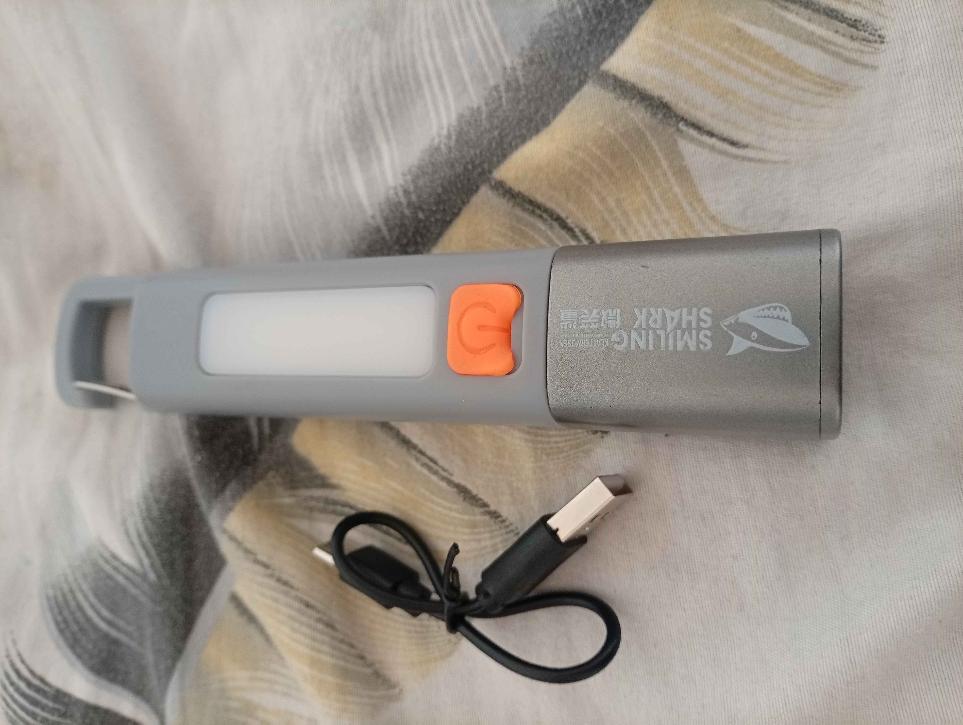 Karabin bilan akkumulyatorli chiroq SD-1023, osilgan
