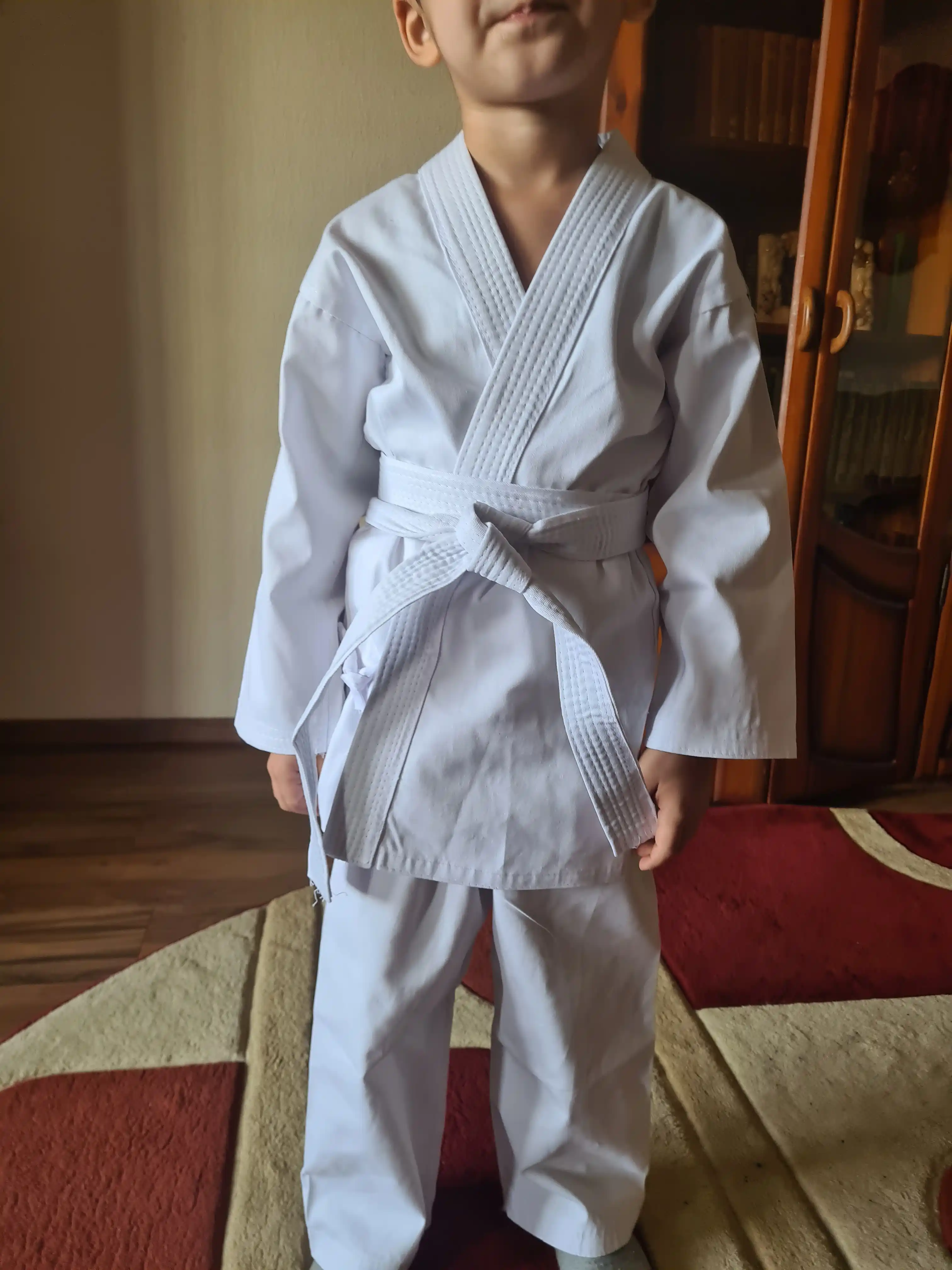 Белое кимано для каратэ