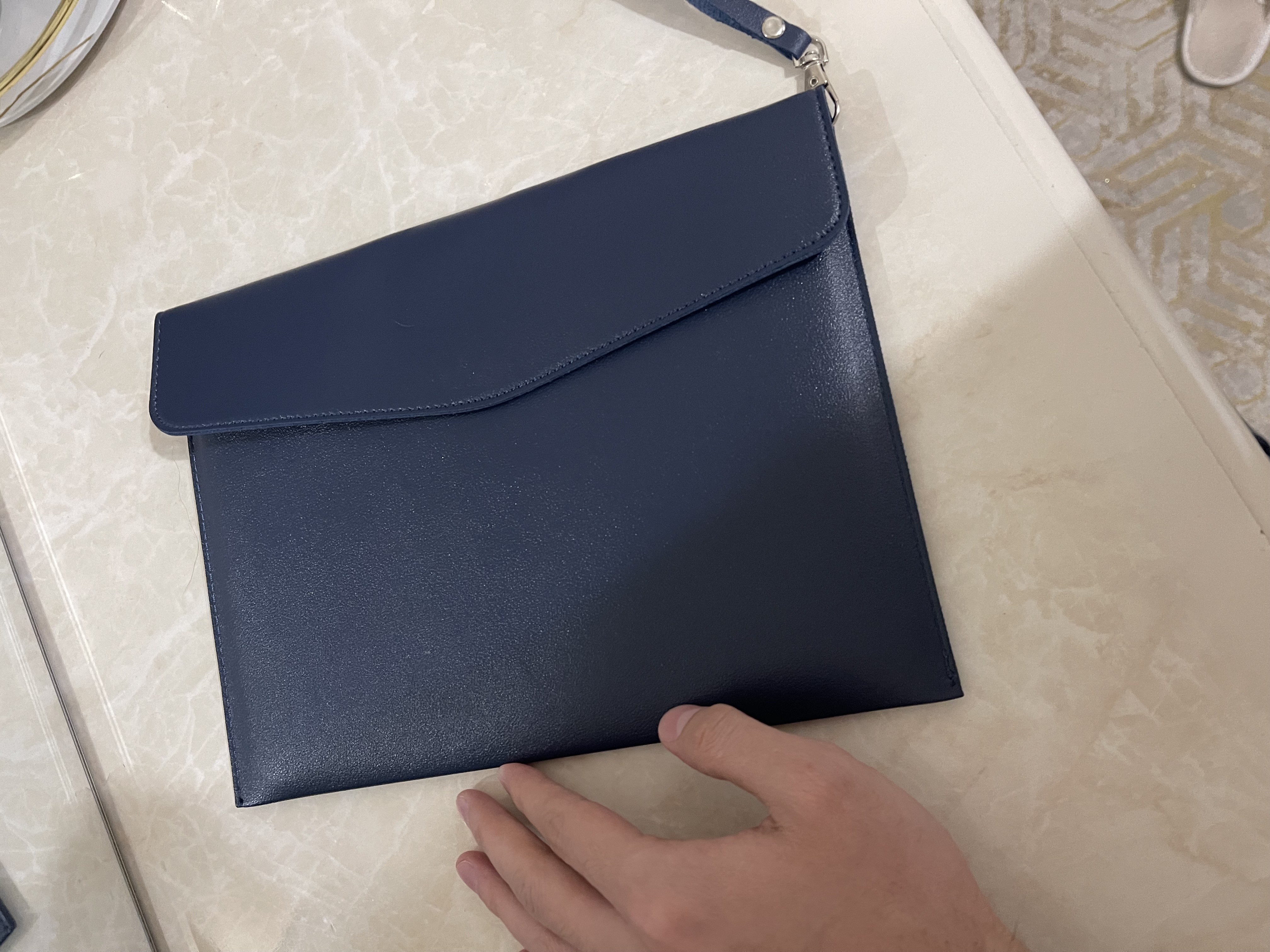 Daftar, kitob, hujjatlar va noutbuklar uchun ekologik charm papka A4 va A5 formatlarda