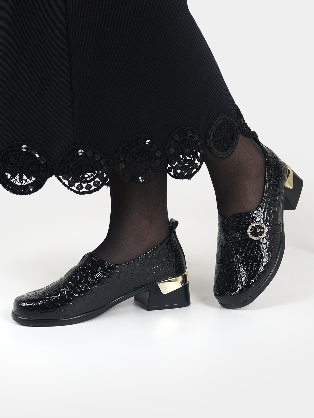Ayollar poyabzali Sling Black Stiletto - barqaror poshnali zamonaviy poyabzal, nachos yo'q