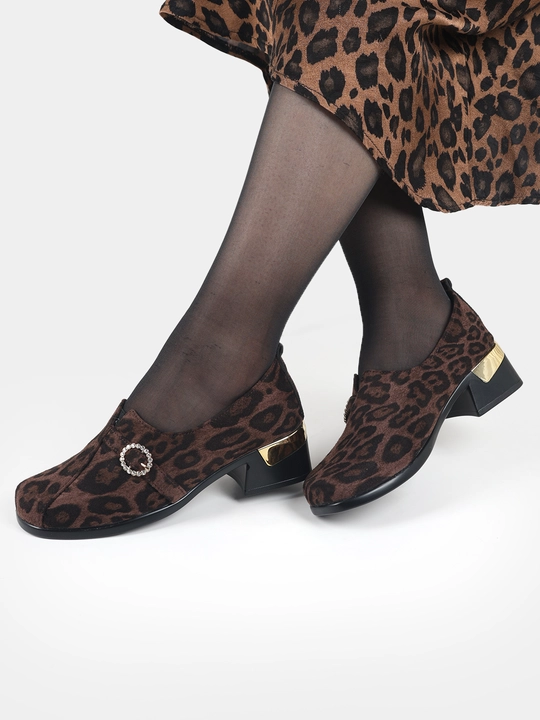Ayollar poyabzali Sling Black Stiletto - barqaror poshnali zamonaviy poyabzal, nachos yo'q