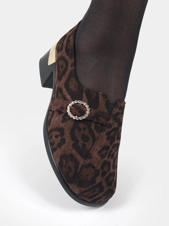 Ayollar poyabzali Sling Black Stiletto - barqaror poshnali zamonaviy poyabzal, nachos yo'q