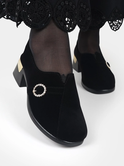 Ayollar poyabzali Sling Black Stiletto - barqaror poshnali zamonaviy poyabzal, nachos yo'q