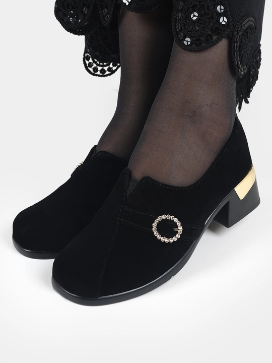 Ayollar poyabzali Sling Black Stiletto - barqaror poshnali zamonaviy poyabzal, nachos yo'q