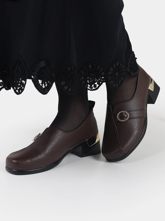 Ayollar poyabzali Sling Black Stiletto - barqaror poshnali zamonaviy poyabzal, nachos yo'q