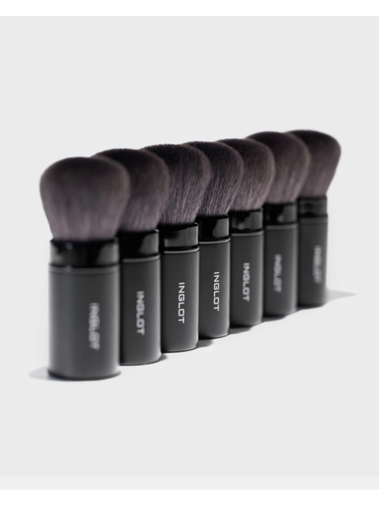 Кисть для макияжа лица в футляре INGLOT Makeup Brush 61SS